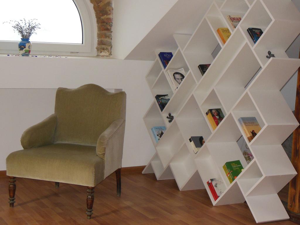 Florence Studio Warna Pokój zdjęcie